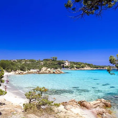 Semesterbostad Fronte Mare Cannigione